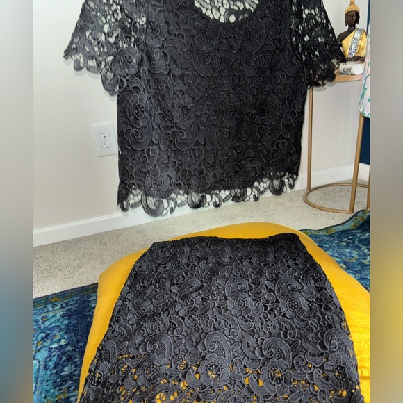 De Philo Floral Lace cropped top with matching mini skirt set - Picture 1 of 5